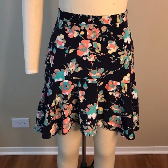 Soprano Navy Floral Hi-Lo Skirt Medium, M - Picture 7 of 9